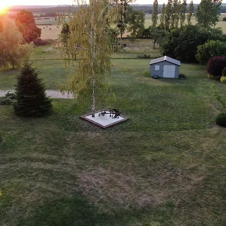In Gimn E With Garden, Cleaning Included *
